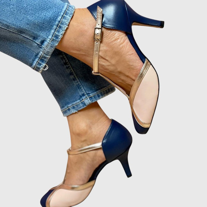 דנה - סנדלי עקב קלועים