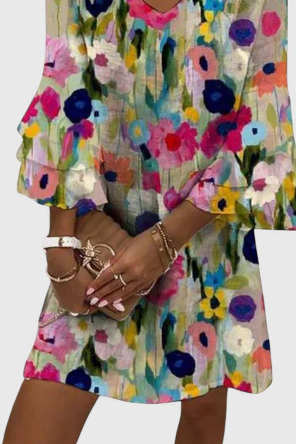 אלווירה - שמלת מיני אלגנטית