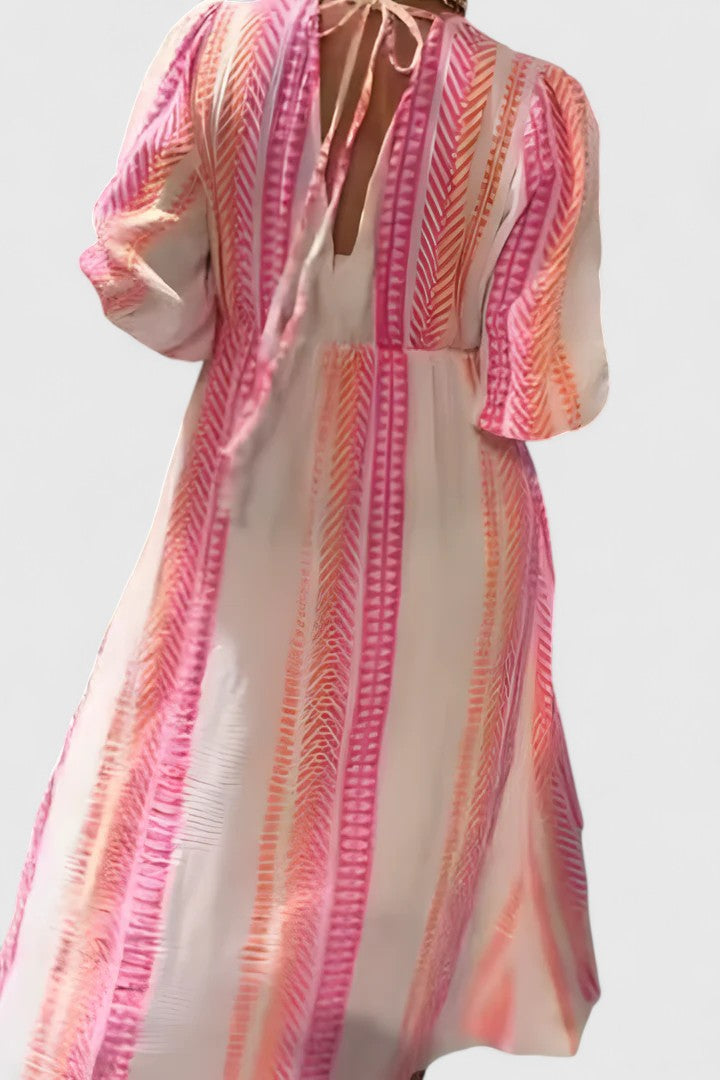 קטריבה - שמלה מתוחכמת