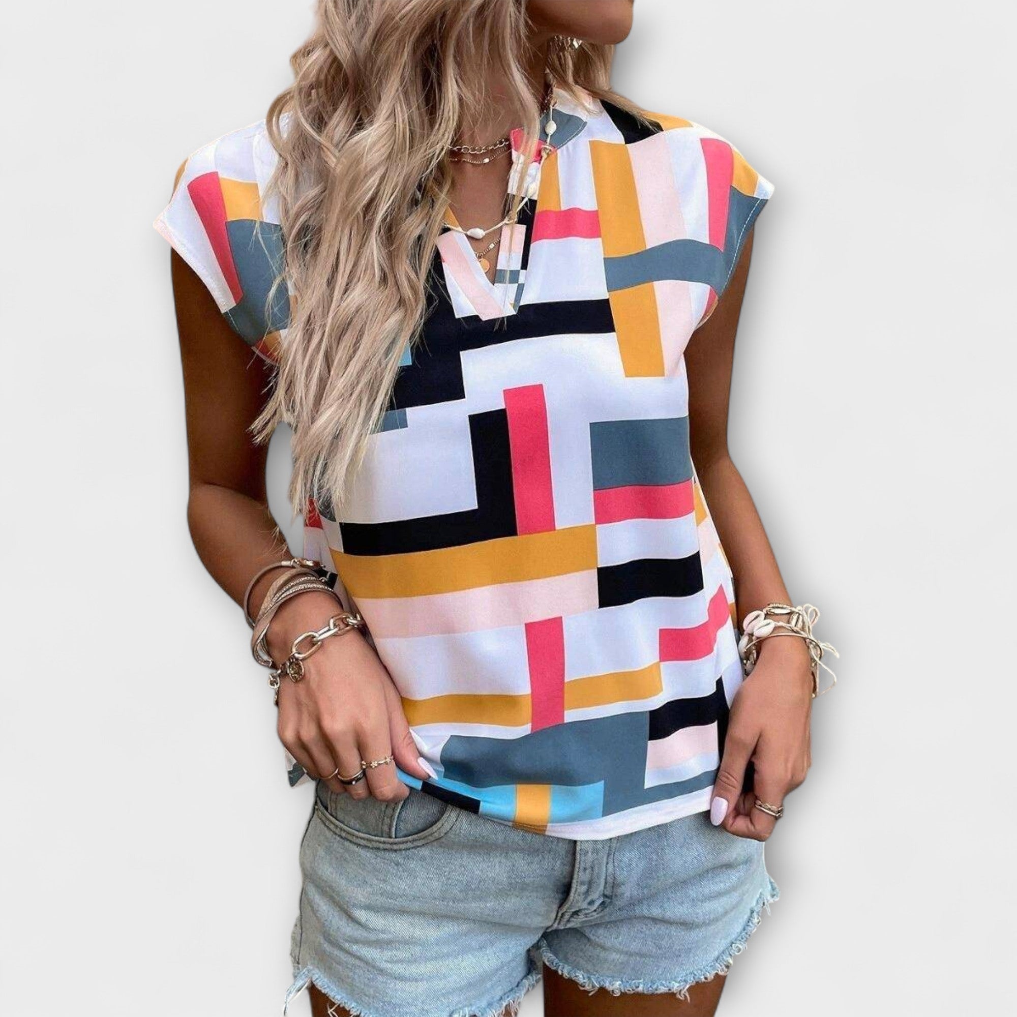 קלואי - חולצת קצרת שרוולים אלגנטית